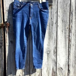 Old Navy Rockstar super skinny jeans